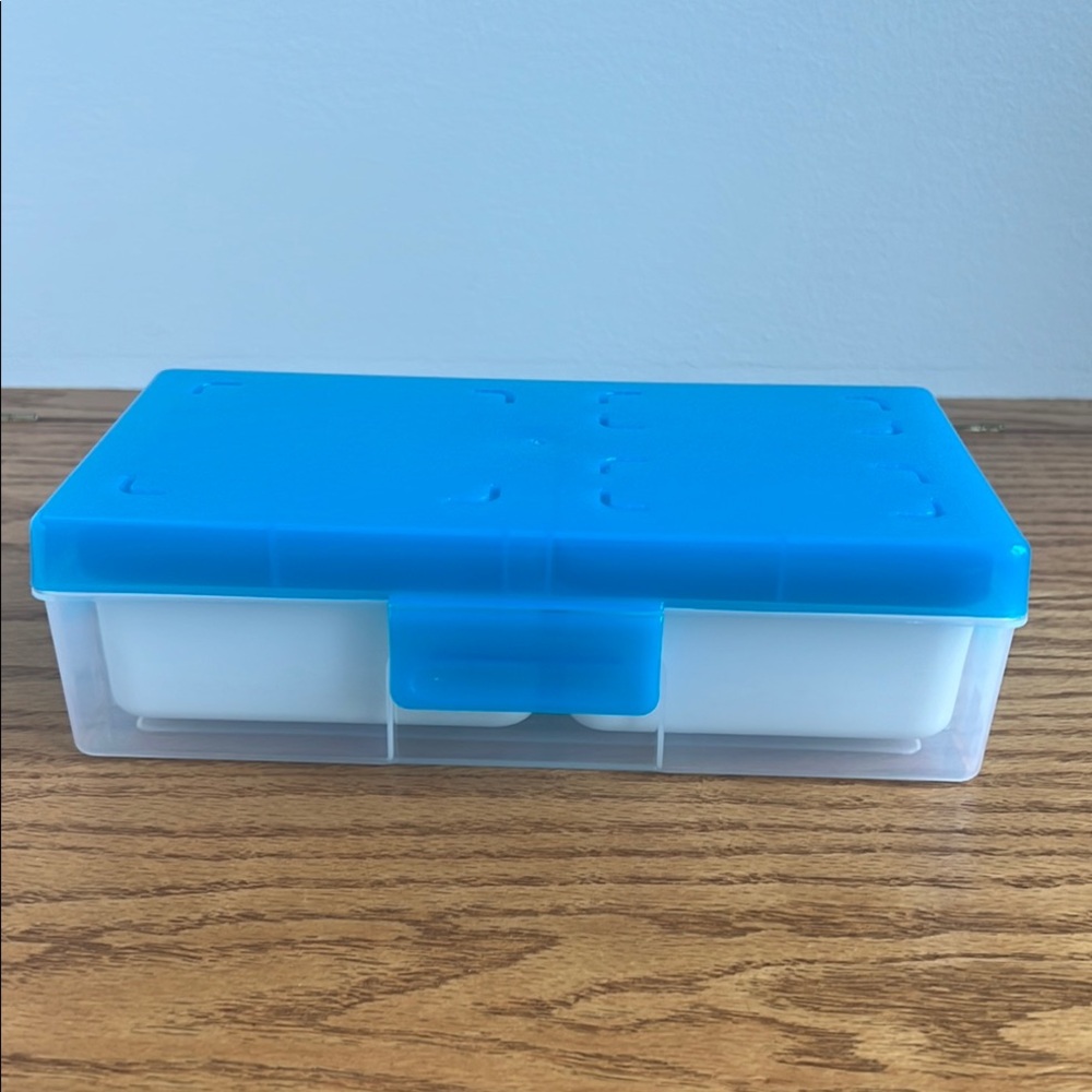 NWOT - Weight Watchers Brand Bento Blue Lunch Box